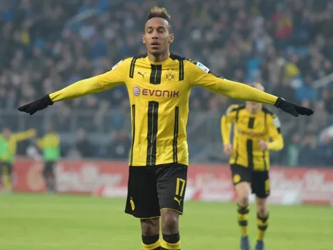 Thua Dortmund, HLV Klopp đốc thúc các học trò luyện tập