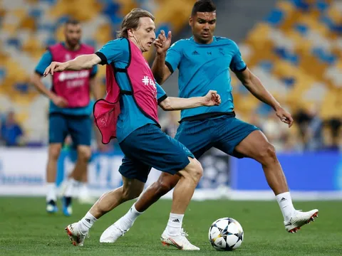 Làm quen sân Olimpiyskiy, Real Madrid sẵn sàng cho trận chung kết