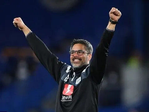 Giúp Hudderdfield trụ hạng, bạn thân Klopp được mời về Bundesliga