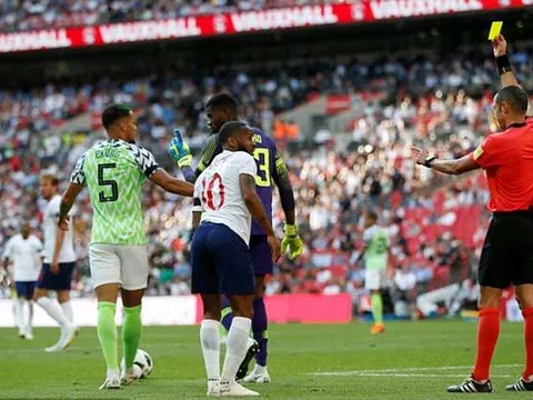 Gareth Southgate cảnh báo học trò về VAR
