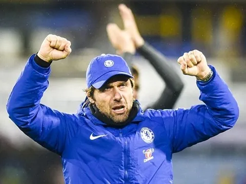 Conte sớm quyết định tương lai trước tin đồn Sarri đến Chelsea