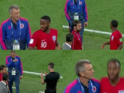 Gary Neville gọi HLV Colombia là "kẻ hèn nhát"