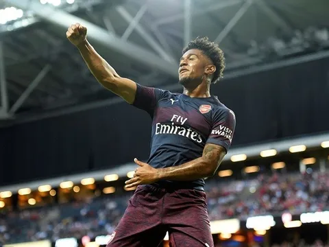 Arsenal bay cao trước Lazio nhờ "Người dơi" Aubameyang và "Máy quét" Torreira