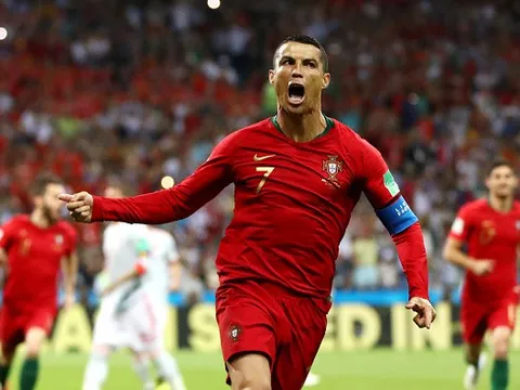 5 điểm nhấn Bồ Đào Nha 3-3 Tây Ban Nha: Ronaldo khao khát Cúp Vàng; Kẻ cô độc đáng sợ