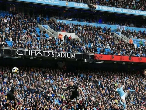 5 điểm nhấn Man City 5-0 Swansea: De Bruyne toàn năng, Pep tạo kỉ lục khủng