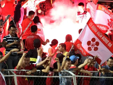 5 điểm nhấn vòng 6 V-League: CĐV Hải Phòng lại "bán" đặc sản, Công Phượng khai hỏa sau 8 trận