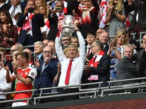 5 điểm nhấn Arsenal 2-1 Chelsea: Ngài Wenger khắc tên vào lịch sử