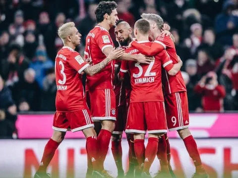 5 lý do Bayern sẽ không đi theo 'vết xe đổ' của Man United