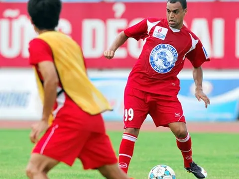 Điểm mặt 5 “ngôi sao” khu vực và thế giới từng khoác áo V-League