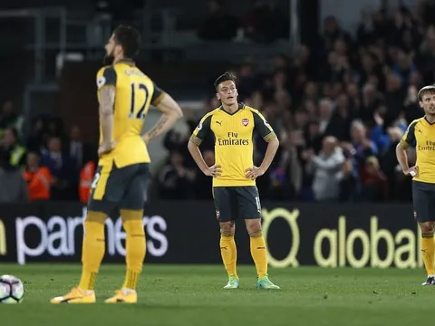 Chùm ảnh: Arsenal thua sấp mặt trên sân của Palace