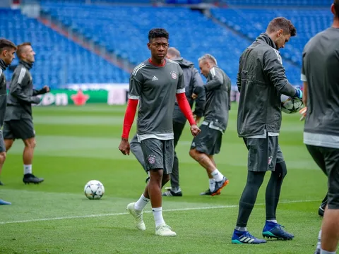 Tập luyện trên Bernabeu, Alaba sẵn sàng ra sân?