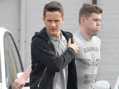Ander Herrera xuất hiện sau cáo buộc "phỉ báng" Man City