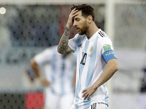 "Messi bị stress và buồn"