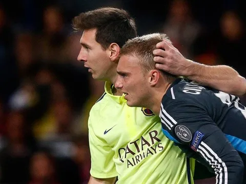Messi đang gây khó dễ cho Liverpool