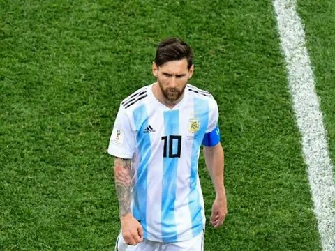 Maradona phá vỡ im lặng với lời thẳng thắn về Messi