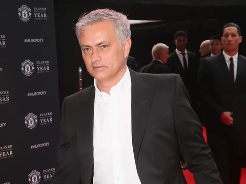 Mourinho gây sốc khi trao giải Cầu thủ xuất sắc nhất Man Utd cho cầu thủ này