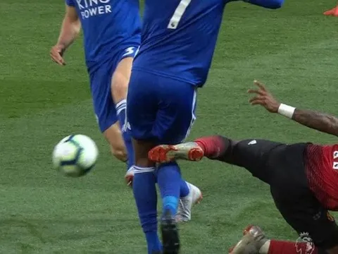 4 điều có thể bạn bỏ lỡ về Man Utd sau trận thắng trước Leicester