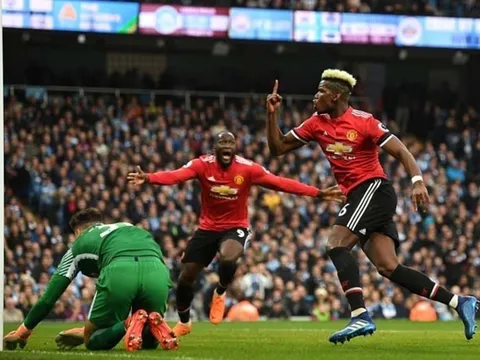 8 thống kê thú vị sau trận derby Manchester