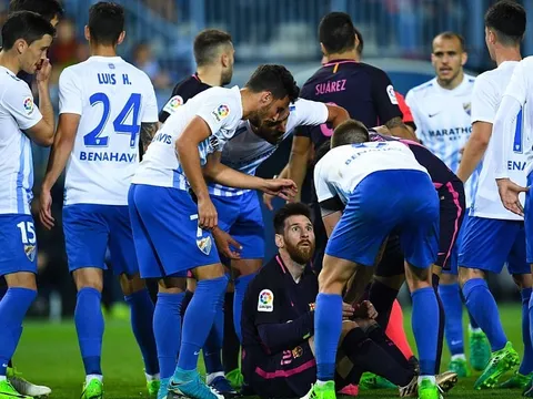 Chùm ảnh: Malaga tạo 'cơn địa chấn' khi quật ngã Barca trên sân nhà