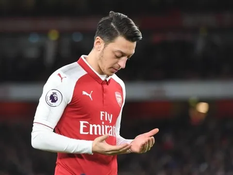NHM Arsenal phấn khởi với trạng thái mới nhất của Ozil