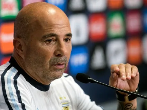 Tự tin "ngút trời", HLV Sampaoli công khai sớm đội hình xuất phát của Argentina