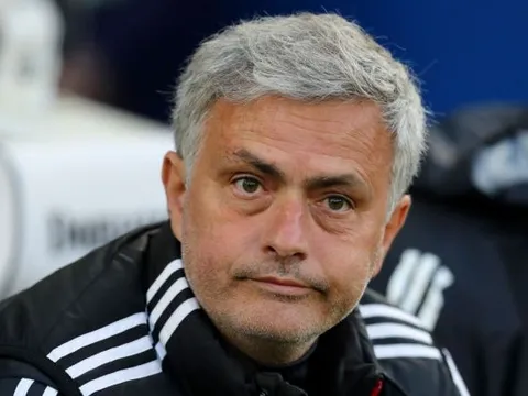 Pires chỉ ra sai lầm chuyển nhượng của HLV Mourinho