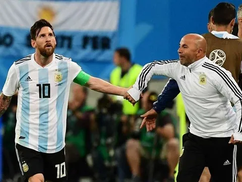 'Lionel Messi đã đúng khi kiểm soát ĐT Argentina'
