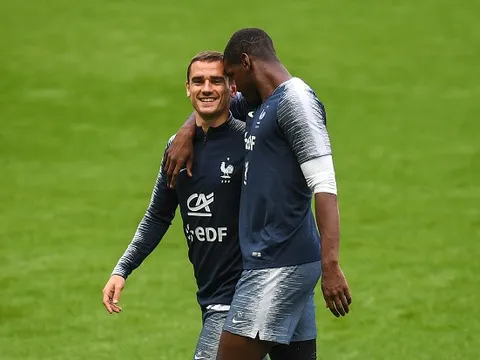 Trước trận gặp Peru, Pogba làm điều thú vị này với Griezmann trên sân tập