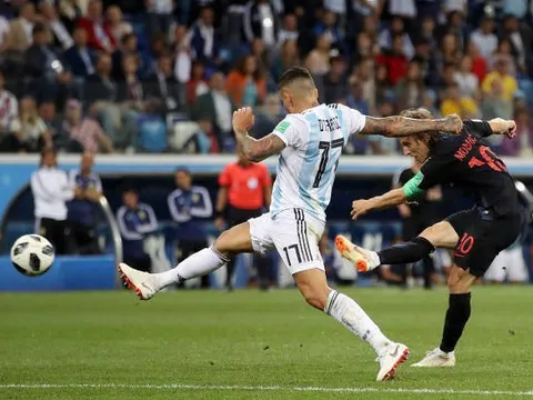 Cesc Fabregas: 'Lối chơi của Argentina thật kinh khủng'