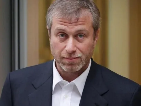 Abramovich tạm biệt vương quốc Anh, Chelsea bị bỏ rơi?