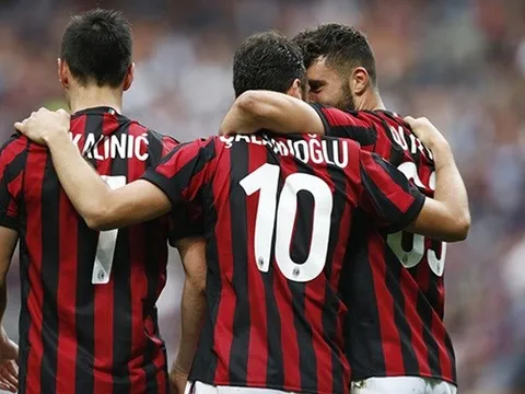 Nikola Kalinic, Federico Bernardeschi và vết gợn phía sau những bàn thắng