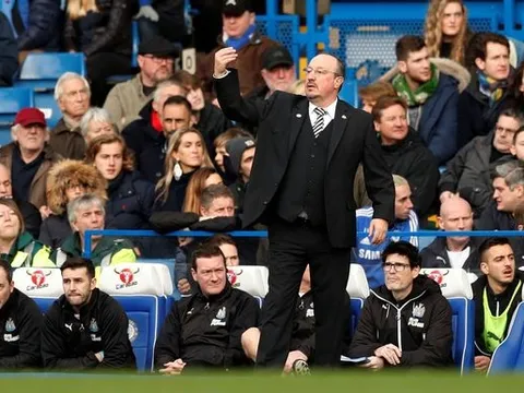 Ai có thể thay thế Antonio Conte ở Chelsea?