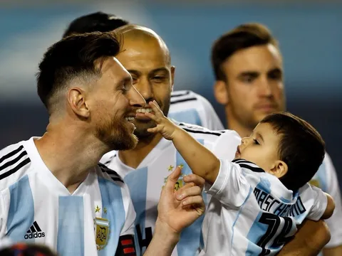 Ai có thể 'vuốt mặt không nể mũi' với Messi?