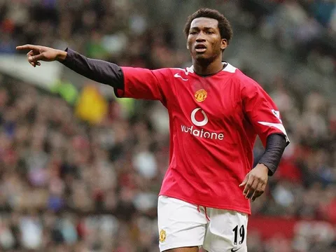 Ai còn nhớ Eric Djemba-Djemba?