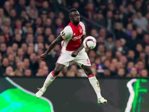 Ajax tuyệt vọng, hàng hot Nam Mỹ cập bến Ngoại hạng Anh