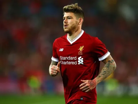 Alberto Moreno ra sân chính thức, CĐV Liverpool nói gì?