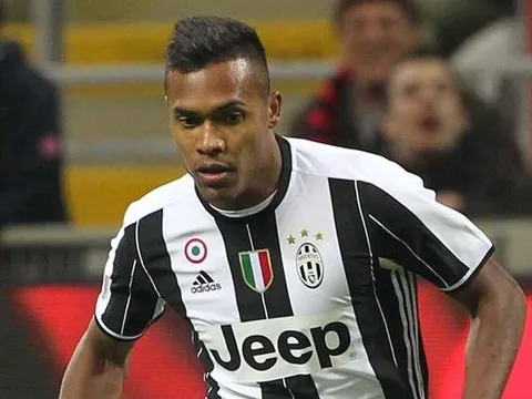 Alex Sandro ngày càng tiến bộ trong màu áo Juventus