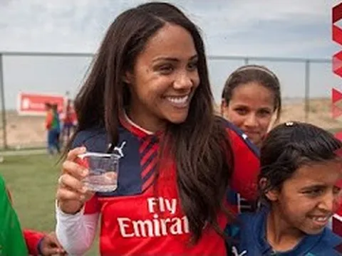 Alex Scott - Sao nữ đầy tài năng của Arsenal