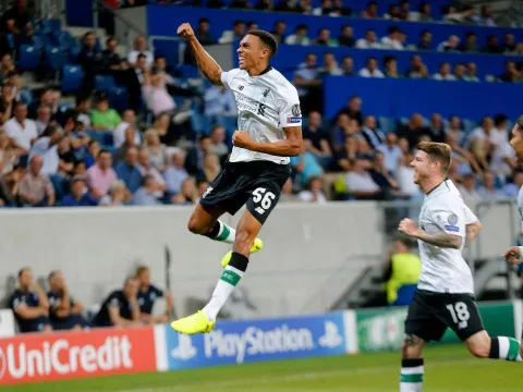 Alexander-Arnold: Từ cậu bé 10 tuổi cho đến bàn thắng ở Champions League