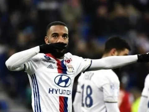 Alexandre Lacazette - Siêu tiền đạo của Lyon