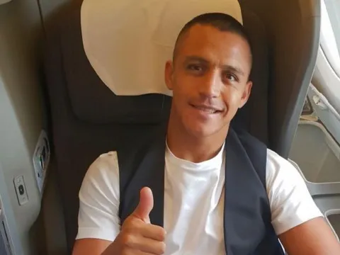 NÓNG: Sanchez hội quân cùng Man Utd