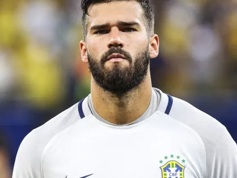 Alisson hay, nhưng Liverpool có nên kỳ vọng?
