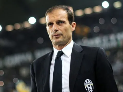 Bị Allergi từ chối, Real mới cầu cứu Lopetegui?