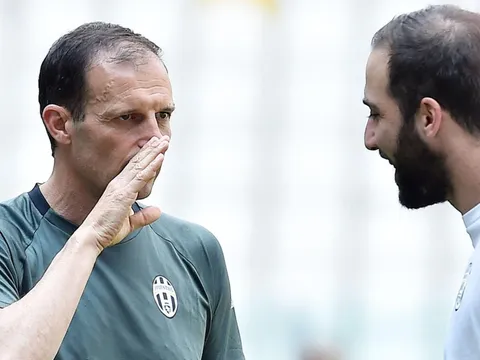Allegri liên tục chỉ bài cho Higuain, Real coi chừng