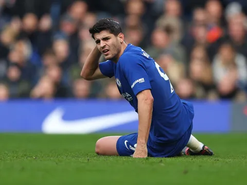 Alvaro Morata: đừng để số 9 chôn vùi sự nghiệp!