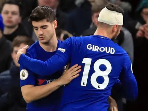 Chelsea sẽ bán cả Giroud và Morata?