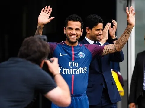 Chuyển nhượng Pháp 13/07: Có Alves, PSG tính "cuỗm" luôn sao Man City