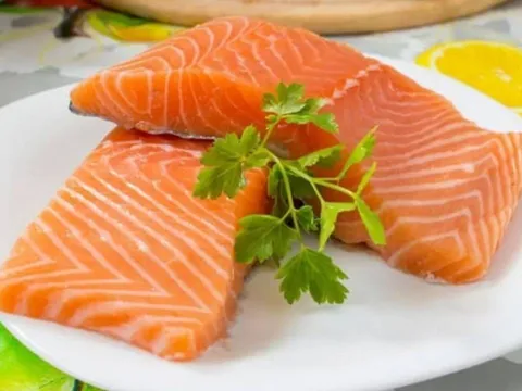 Ăn cá thường xuyên giúp giảm nguy cơ tử vong: 3 loại cá nên bổ sung nhiều nhất