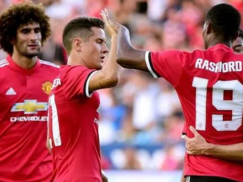 Ander Herrera nói gì khi được Barca theo đuổi?