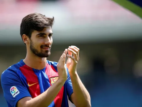 Andre Gomes và những khoảnh khắc đáng nhớ tại Barca mùa vừa qua